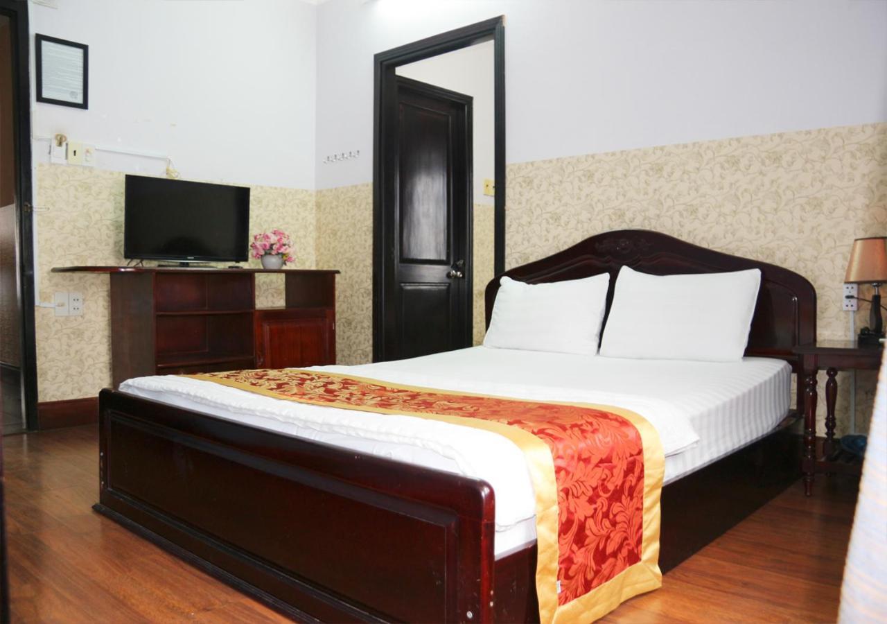 Ponys Hotel Нячанг Экстерьер фото